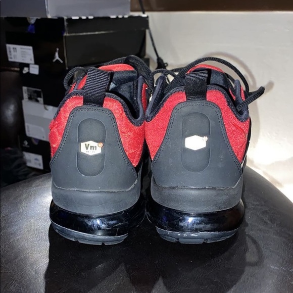 Air Vapormax ‘University Red’ - Picture 5 of 5